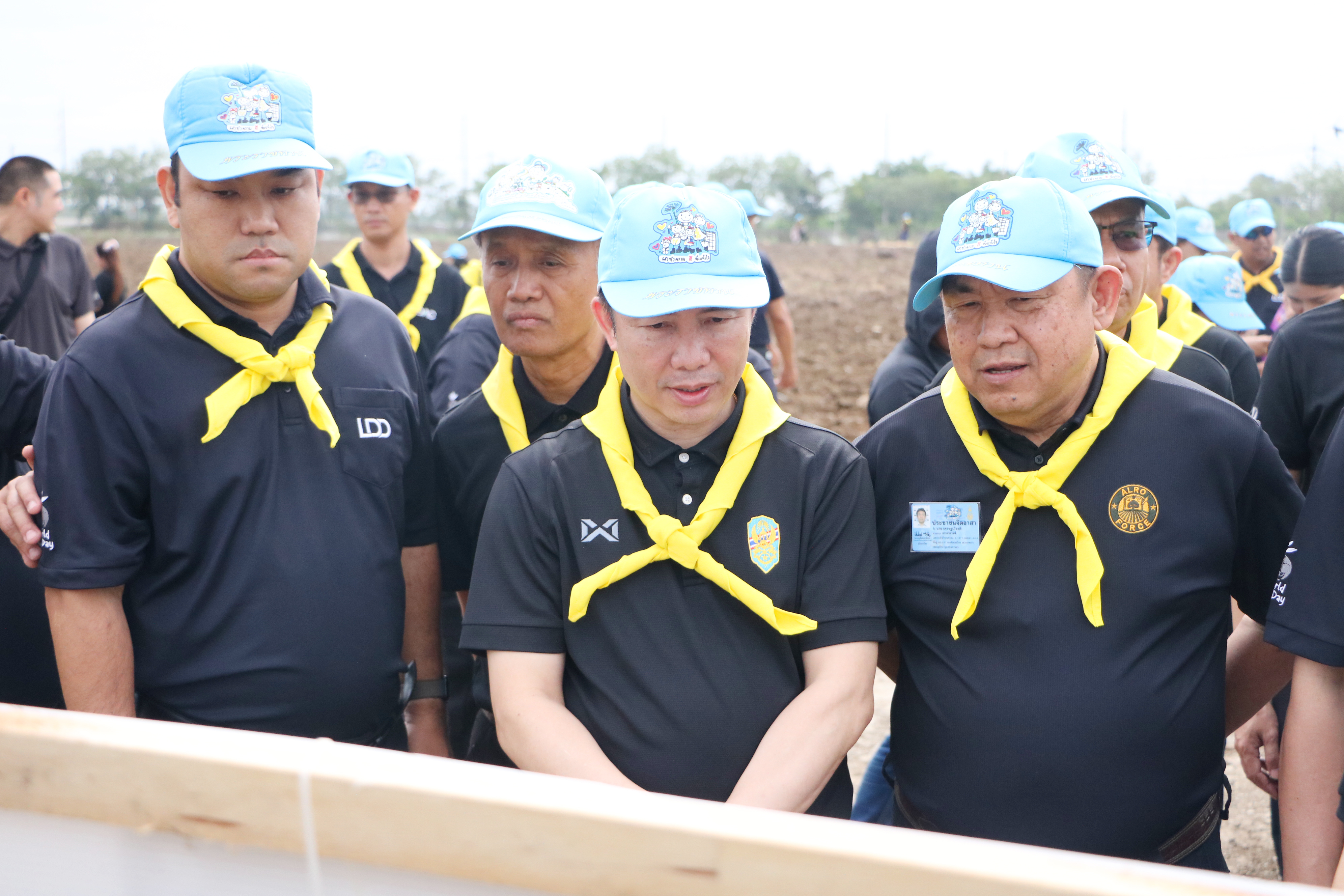 title - ส.ป.ก. ร่วมกิจกรรมโครงการจิตอาสาพัฒนาด้านการเกษตร กษ. เฉลิมพระเกียรติสมเด็จพระนางเจ้าฯ พระบรมราชินี เนื่องในโอกาสมหามงคลเฉลิมพระชนมพรรษา 4 รอบ 3 มิถุนายน 2569
